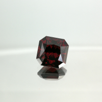 Гранат октагон 10*10 мм