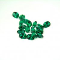 Изумруд гидротермальный, овал, 6*8 мм