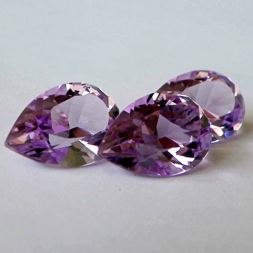 Аметист выращенный, груша 10*15 мм