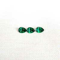 Изумруд гидротермальный, груша 9*6 мм