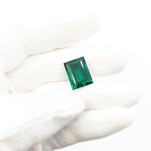 Изумруд гидротермальный багет 16*12 мм