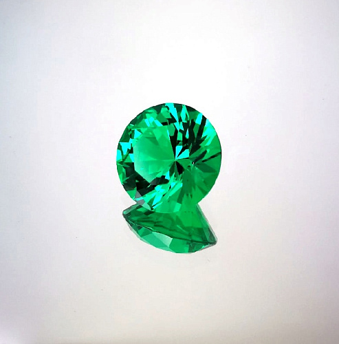 Изумруд колумбийский гидротермальный круг 13 мм