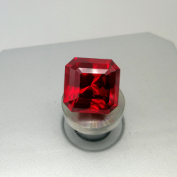 Рубин выращенный, октагон 12*12 мм