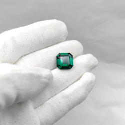 Изумруд гидротермальный ашер 14*14 мм