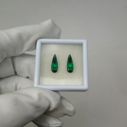 Изумруд гидротермальный, груша 15*5 мм