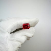 Рубин выращенный, октагон 10*12 мм