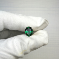 Изумруд гидротермальный, овал, 10*8 мм