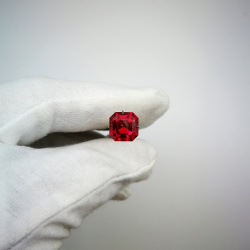 Рубин выращенный, ашер 10*10 мм