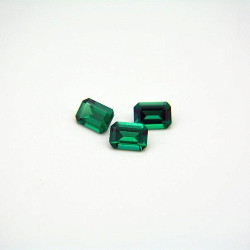 Изумруд гидротермальный, октагон 7*5 мм