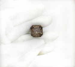 Раухтопаз октагон фантазийный 16*16мм