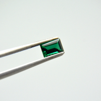 Изумруд гидротермальный, багет 6*4 мм