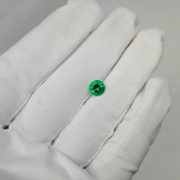 Изумруд колумбийский гидротермальный круг 8 мм