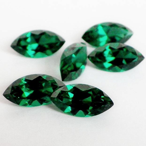 Изумруд гидротермальный, маркиз 12*6 мм