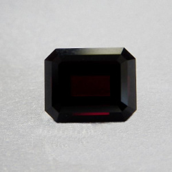 Гранат темный, октагон 8*10 мм