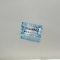 Топаз голубой, багет фантазийный 10*17 мм