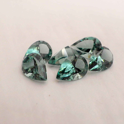 Празиолит выращенный, груша, 10*15 мм