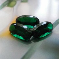 Изумруд гидротермальный, овал, 8*15 мм