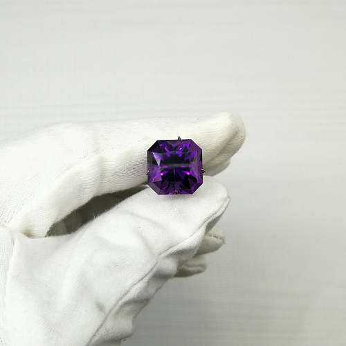 Аметист октагон 14*14 мм