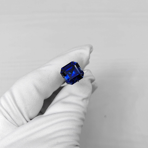 Сапфир выращенный, ашер 12*12 мм